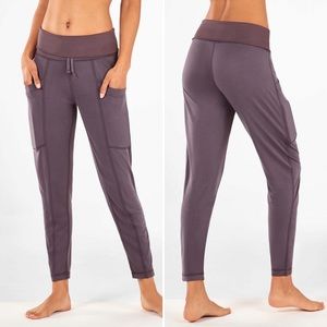 NWT Fabeltics Maj Tricot Pant